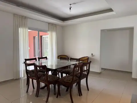 Casa en Venta en Yerba Buena, USD 230.000