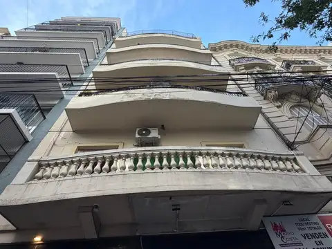 Peña 2000, Piso 3