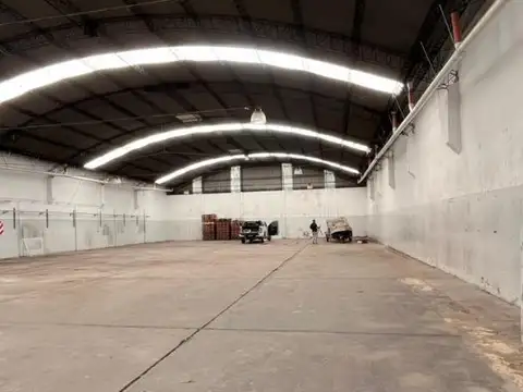 Galpon en Alquiler en Loma Hermosa, $ 6.000.000