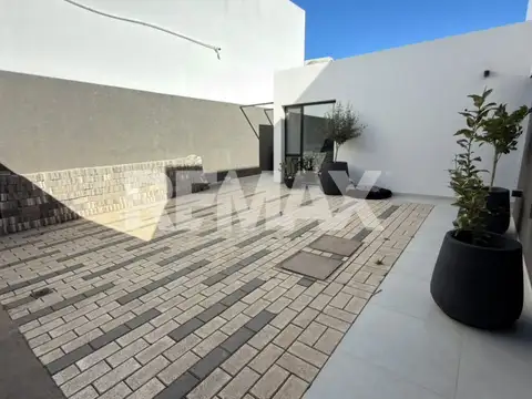 Casa en Venta en Neuquén, USD 330.000