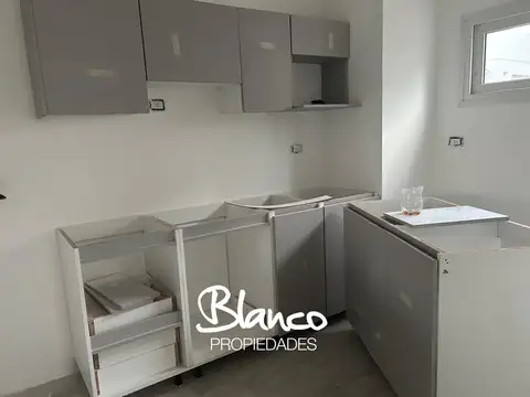 Departamento en Alquiler en La Lonja, USD 1.200