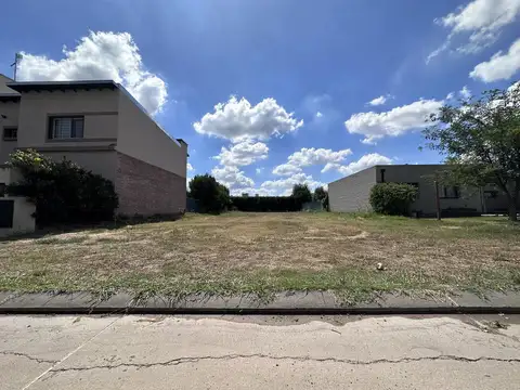 Terreno en Venta en Funes, USD 225.000