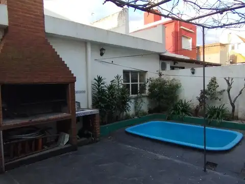 DEPARTAMENTO EN PLANTA ALTA