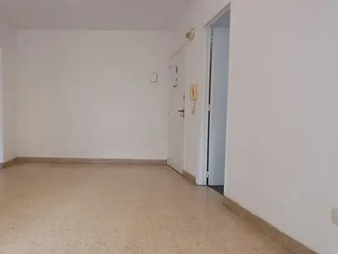 Venta departamento 2 amb. proximo a la Lanusita