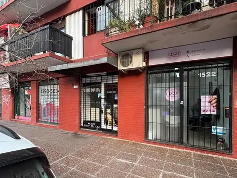 Local a metros de Av. Maipú en Olivos.