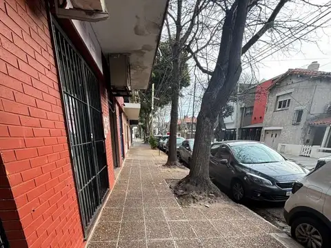 Local en Alquiler en Olivos, $ 600.000
