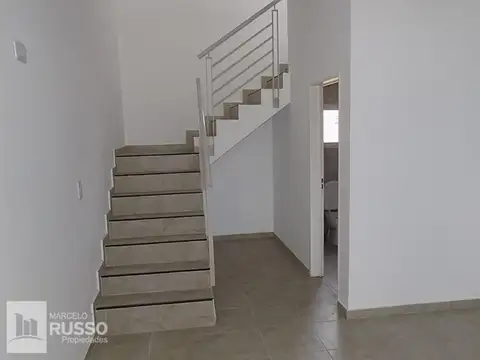Avenida Gobernador Valentín Vergara 2200