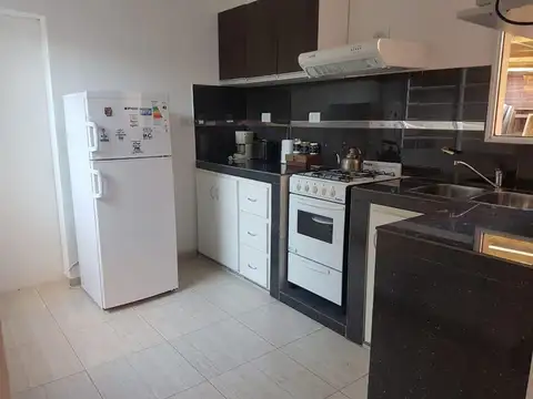 VENTA complejo 4 departamentos Cipolletti inversión.