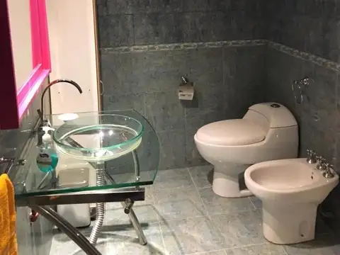 Depto Tipo Casa en Venta en Cipolletti, USD 240.000