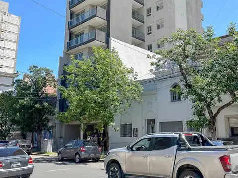 VENTA SEMIPISO DE CATEGORÍA/ B° CONSTITUYENTES