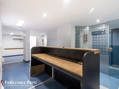 Pres Jose E Uriburu 700, Piso 3