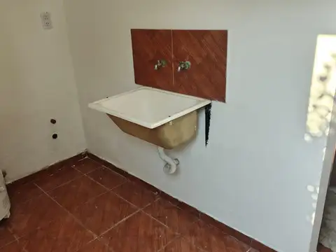 Casa en Alquiler con 1 cochera