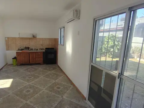 Casa en Alquiler de 1 dormitorio
