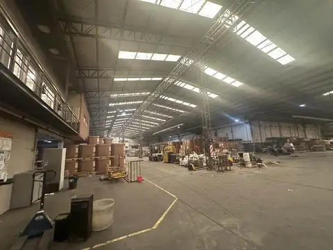 VENTA GALPÓN INDUSTRIAL OFICINAS PIÑEYRO AVELLANEDA