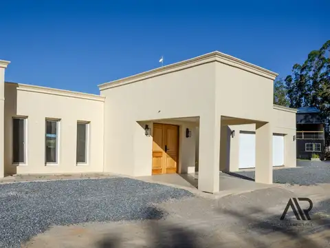 Chacra en venta con casa de 700m2, ubicado en las Sierras de Minas.