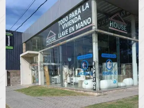 Se vende Local Comercial sobre ruta en Rafaela