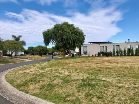 Terreno en Venta en San Sebastian, USD 32.000