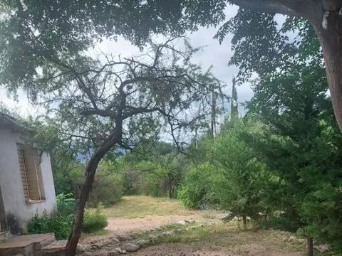 CASA EN CAPILLA DEL MONTE