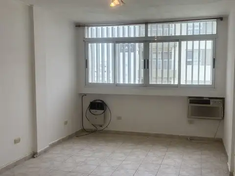 Calle 14 690 1/2 entre 45 y 46 , Piso 6B