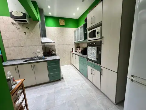 VENTA 3 AMB + DEPENDENCIA | 96m²