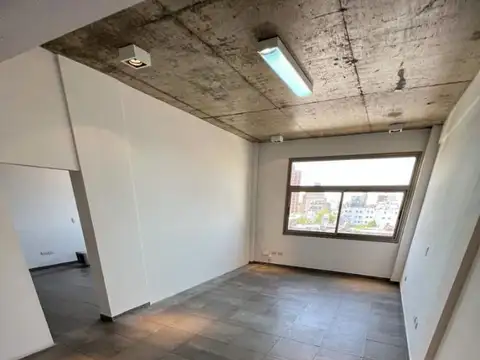 OFICINA MONOAMBIENTE- 35 M2 APROX -EXCELENTE UBICACIÓN-