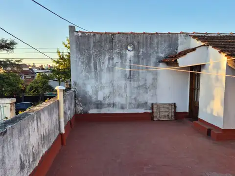 alquiler casa con cochera en Villa Lugano