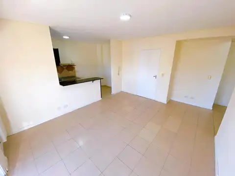Departamento en Alquiler en San Fernando Vias  /  Centro, $ 650.000