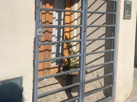 Casa 7 ambientes con 3 baños