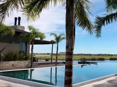 Venta de Lote OPORTUNIDAD El Naudir