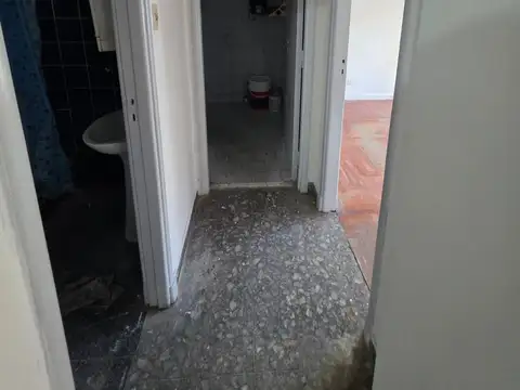 Depto Tipo Casa en Venta 50 años