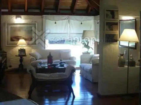 Casa en Venta al Oeste