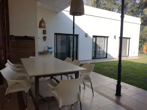 San Carlos Country Club