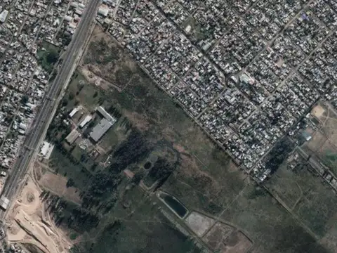 Terreno en Venta 218  mts Frente