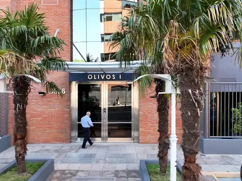 Oficina en Alquiler en Olivos Building