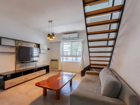 Depto Tipo Casa 5 ambientes con 2 baños