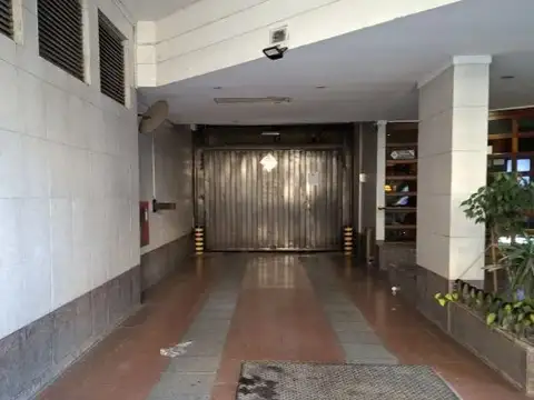 Bartolome Mitre 2300 Balvanera Cochera U$24.000