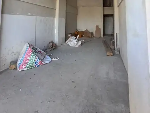 Avenida Hipólito Yrigoyen 6000