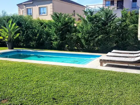 Casa en Venta de 4 dormitorios