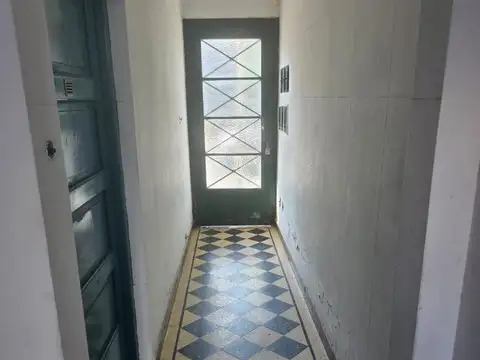 Ricardo Gutierrez 2300, Piso PB