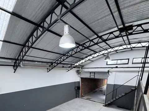 Galpón en alquiler de 115m2 ubicado en Merlo