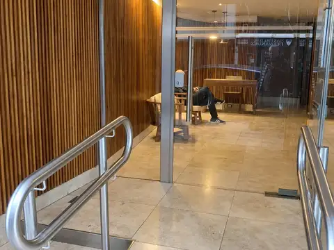 Paunero 2700, Piso 5
