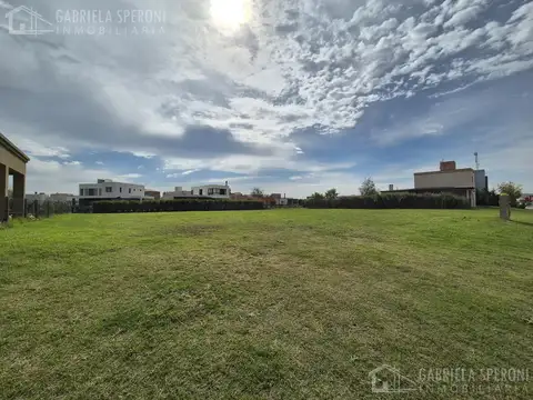 Terreno en Venta 32  mts Fondo