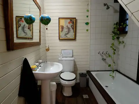 Venta casa 6 ambientes en Garibaldi 1675, La boca