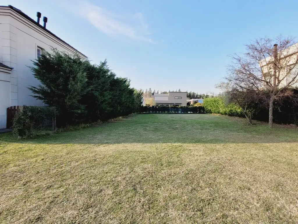 Terreno en Venta en Las Acacias Hudson