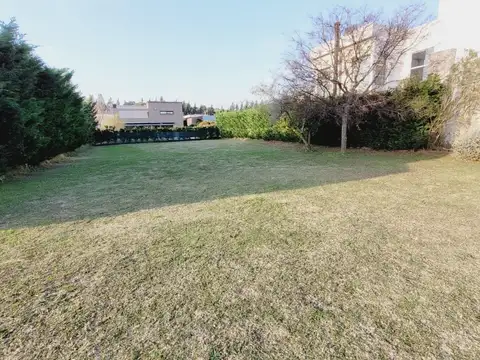 Terreno en Venta en Las Acacias Hudson