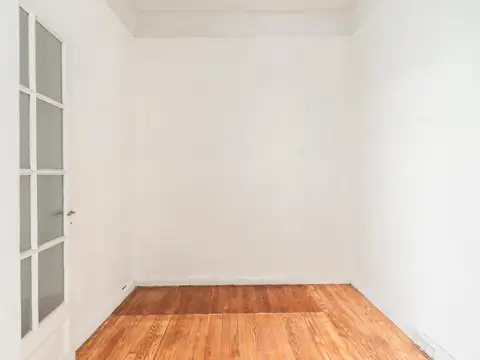 Oficina en Alquiler 70 años