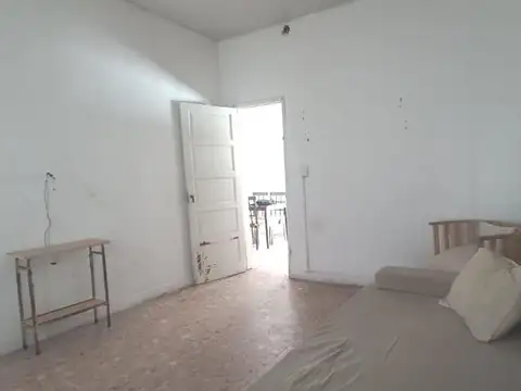 Depto Tipo Casa 2 ambientes con 1 baño