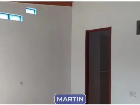 Depto Tipo Casa en Alquiler en Jose Clemente Paz, $ 320.000