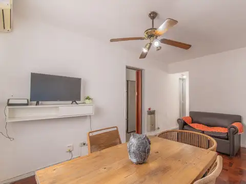 Venta departamento dos ambientes balcón apto crédito Monserrat