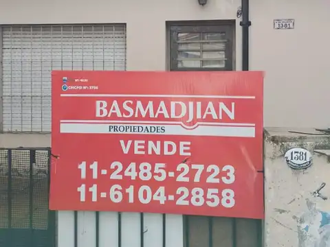 Venta de 2 Propiedades en Block | Florida Oeste | Patio y Entrada de Auto
